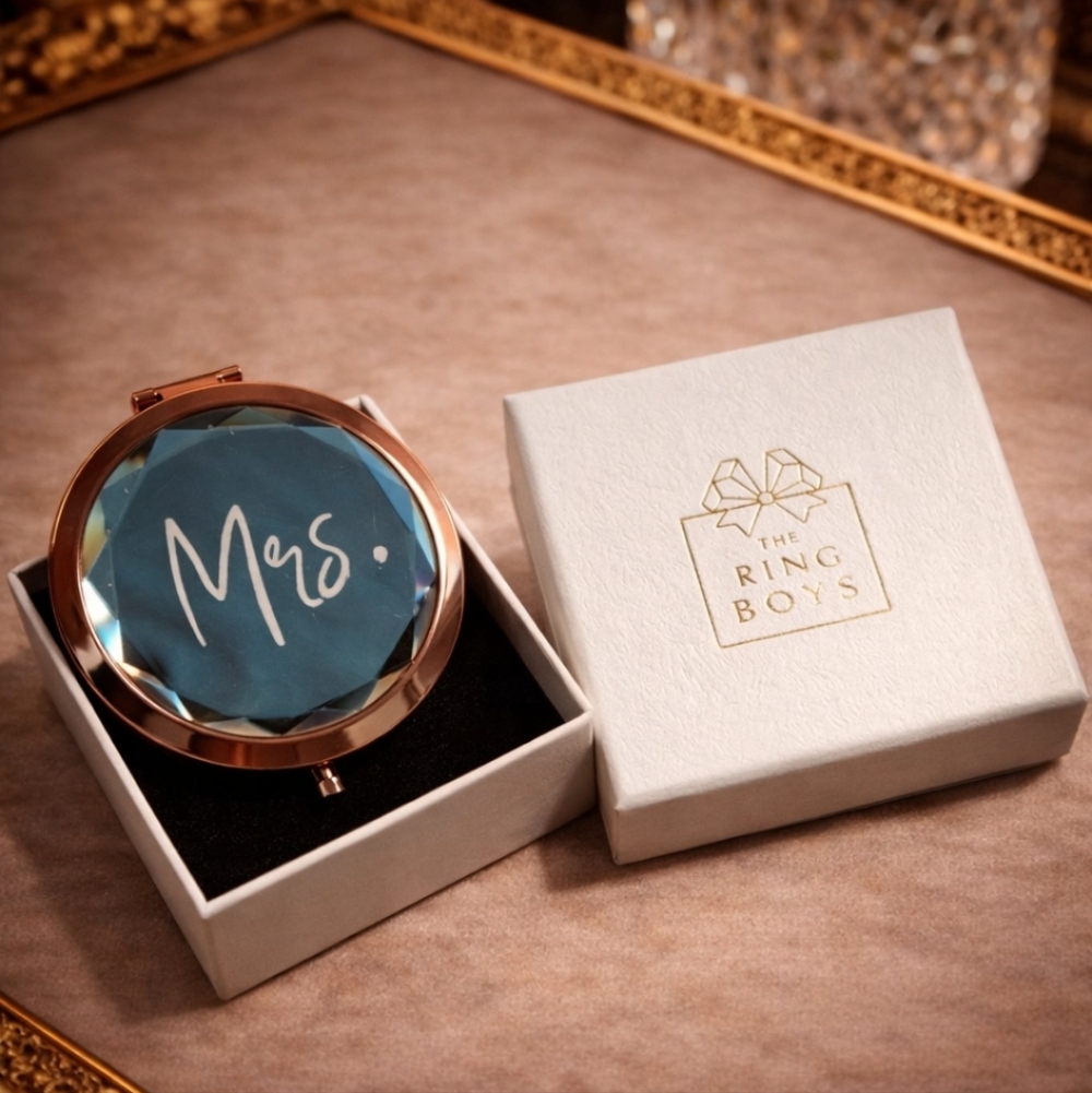 THE RING BOXES MRS.  Compact Mirror New